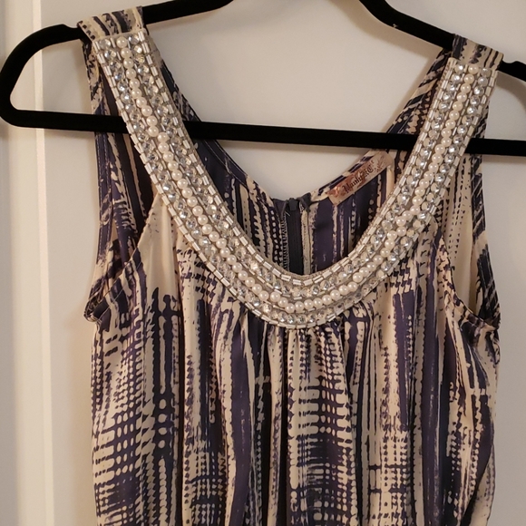 Woman's size small dress - Picture 2 of 3